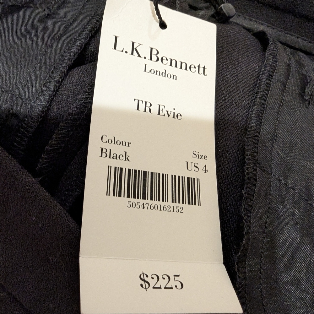 NWT L.K. Bennett "TR Evie" black pants - US size 4